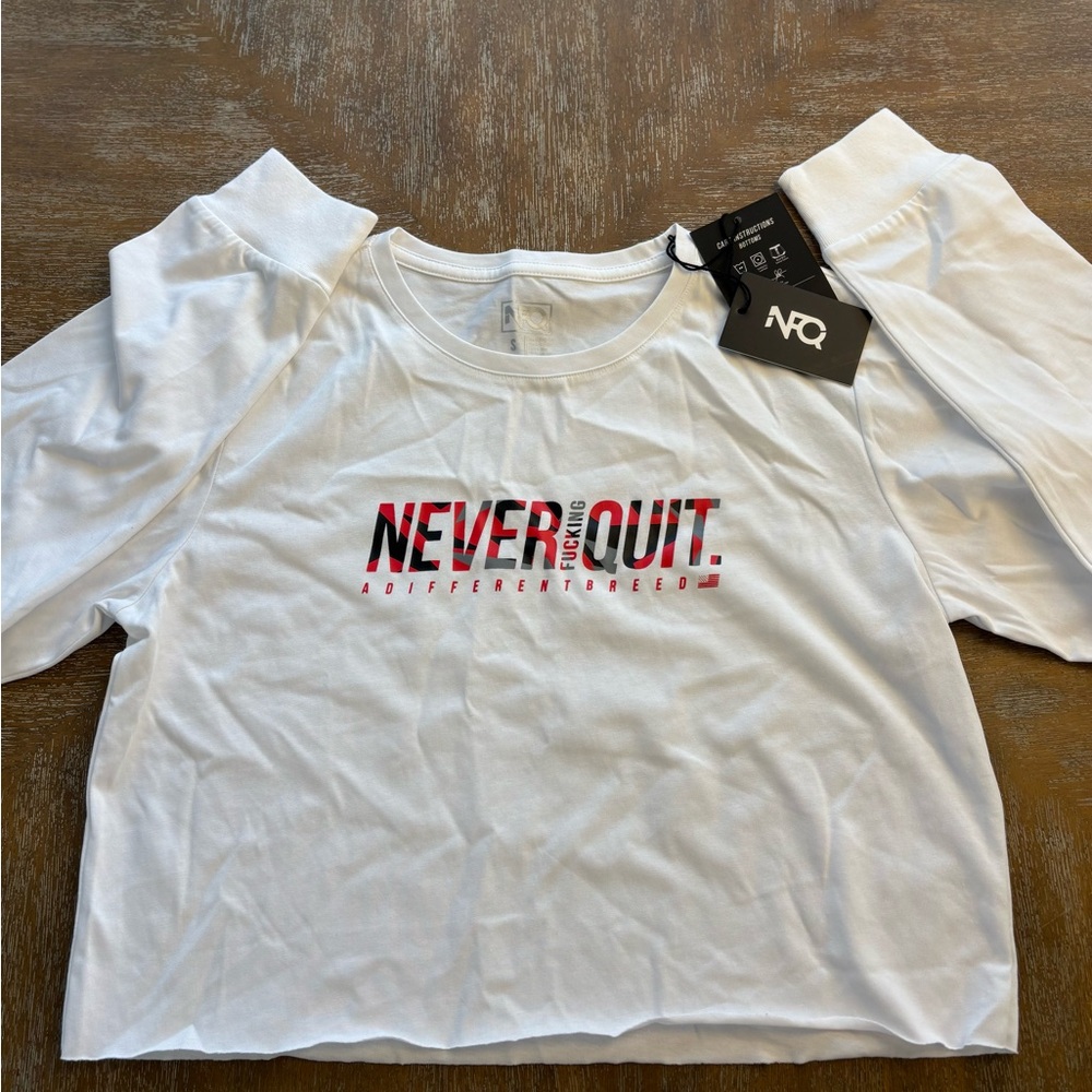 NWT NFQ Crop Long Sleeve Shirt with Motivational Print